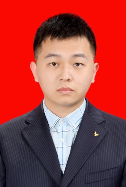 钮泓超